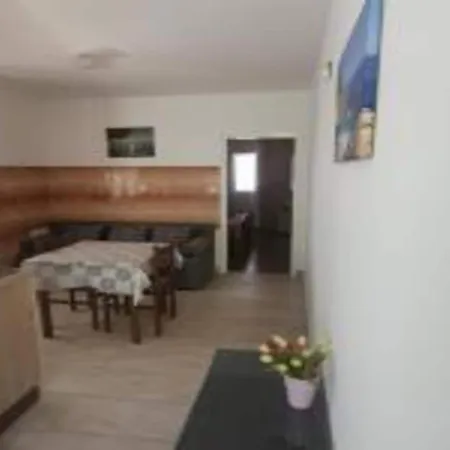 Bleu - One Bedroom With Balcony And View 1 Apartment *